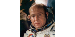 Alekséi Leónov, el primer hombre en el espacio