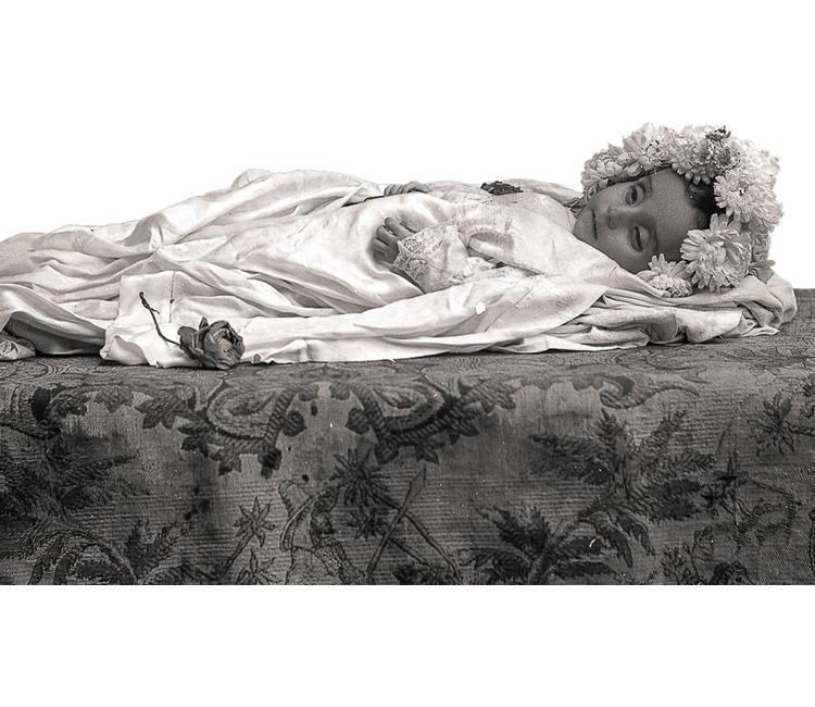 La muerte niña: el rito de fotografiar cadáveres infantiles en el siglo XIX