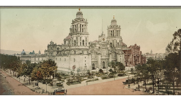 Sorprendente fotografía de 1884: Un instante de historia en la Catedral de la Ciudad de México